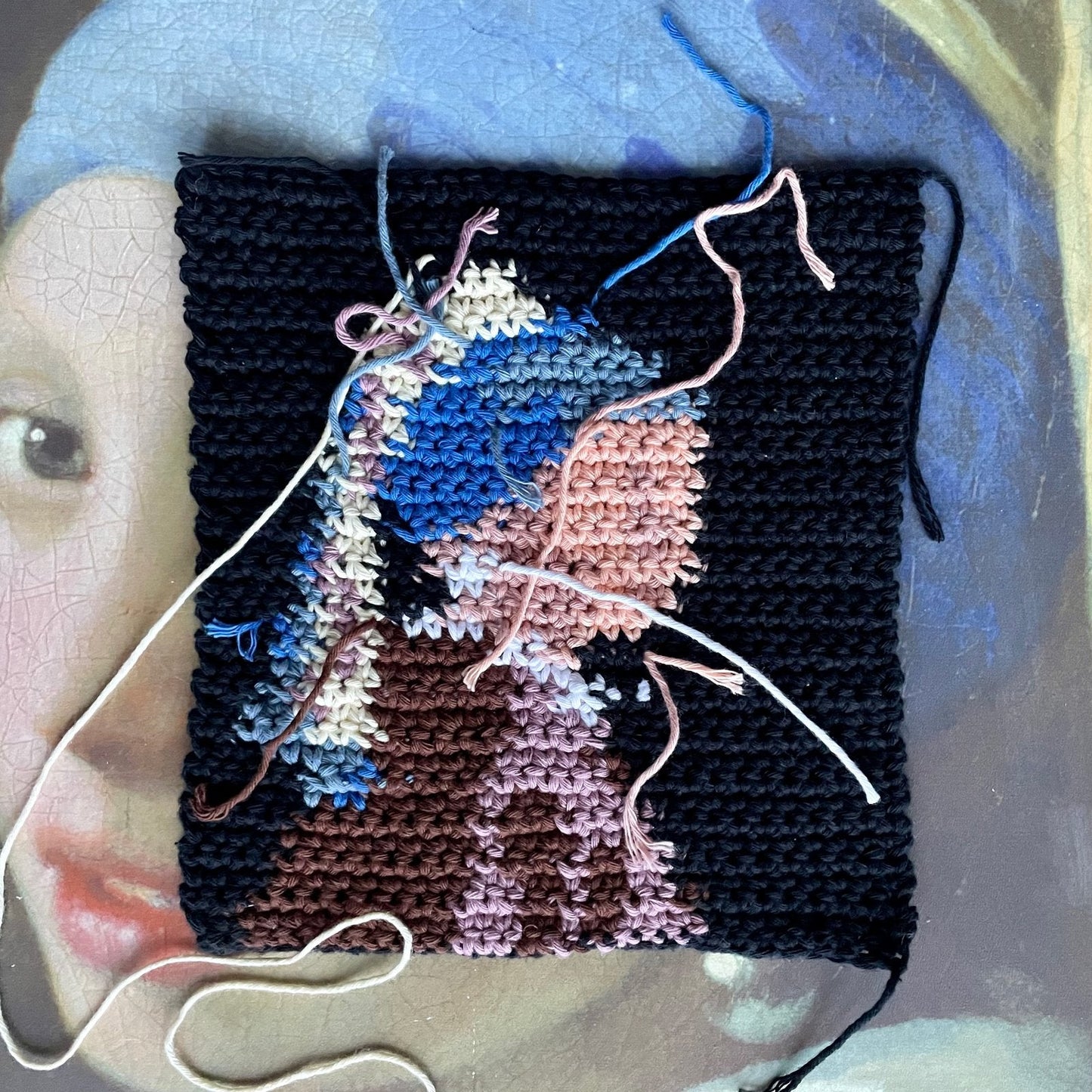 ✧ Pattern: Girl with a pearl earring ✧ - devout hand