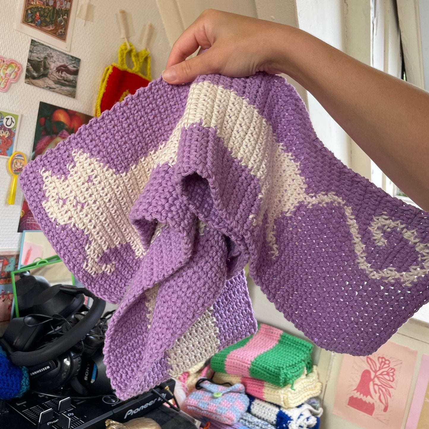 Crochet scarf pattern - kitty cat scarf