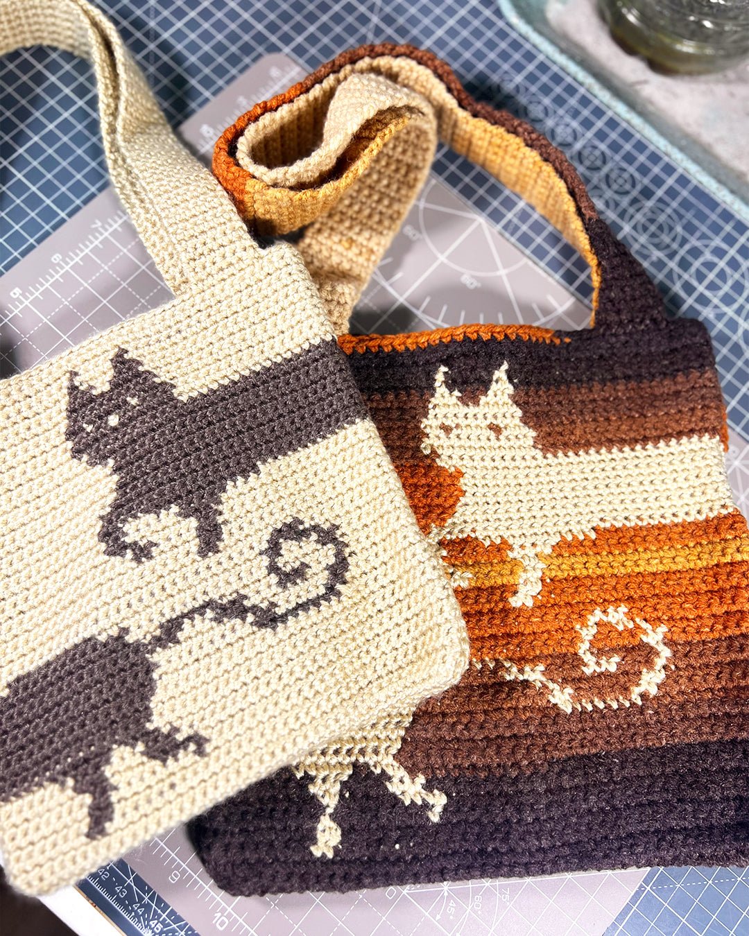✧ Pattern: Kitty Cat tote bag ✧ - devout hand