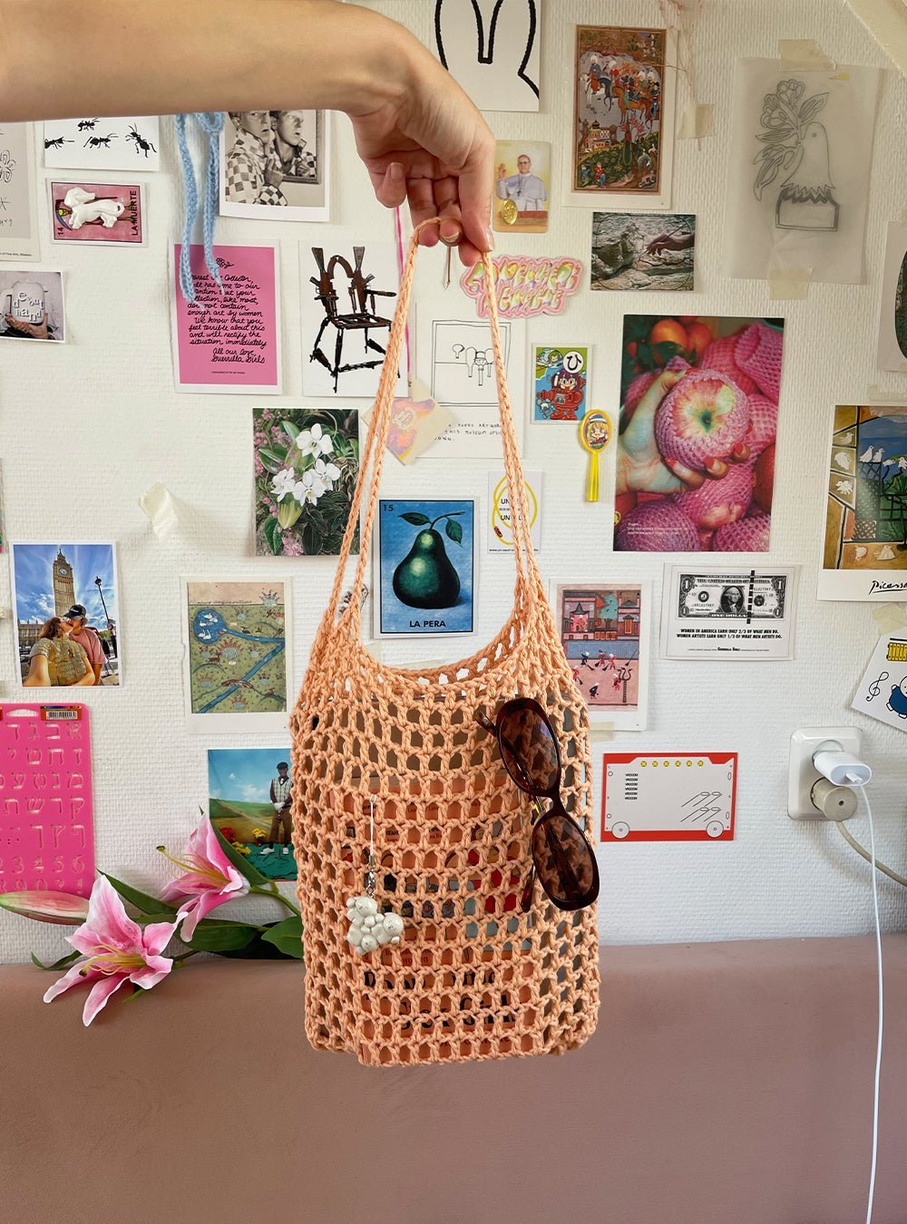 Crochet pattern for beginners - mini mesh bag