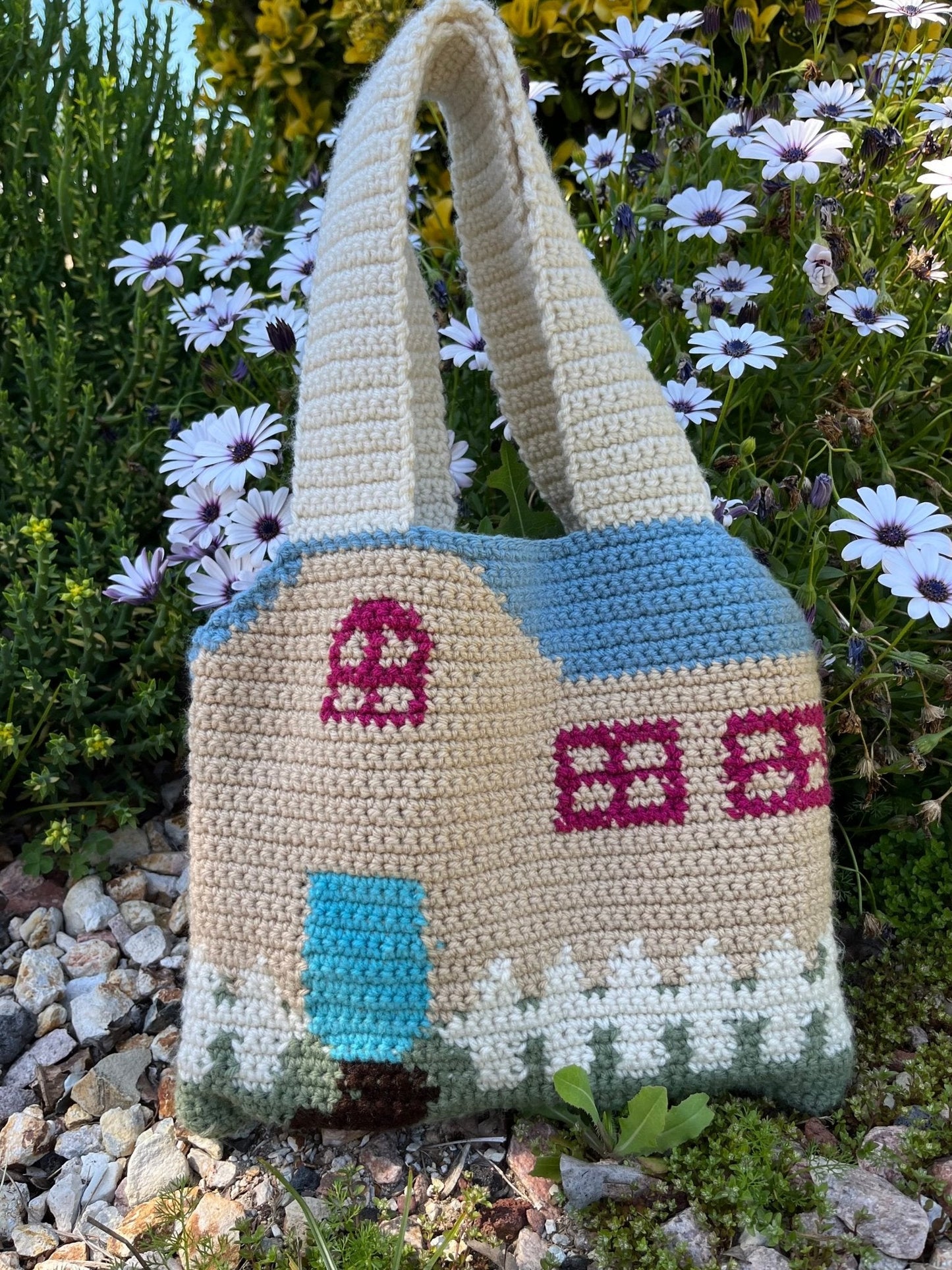 Crochet Bag Pattern - This House Is Not A Home bag