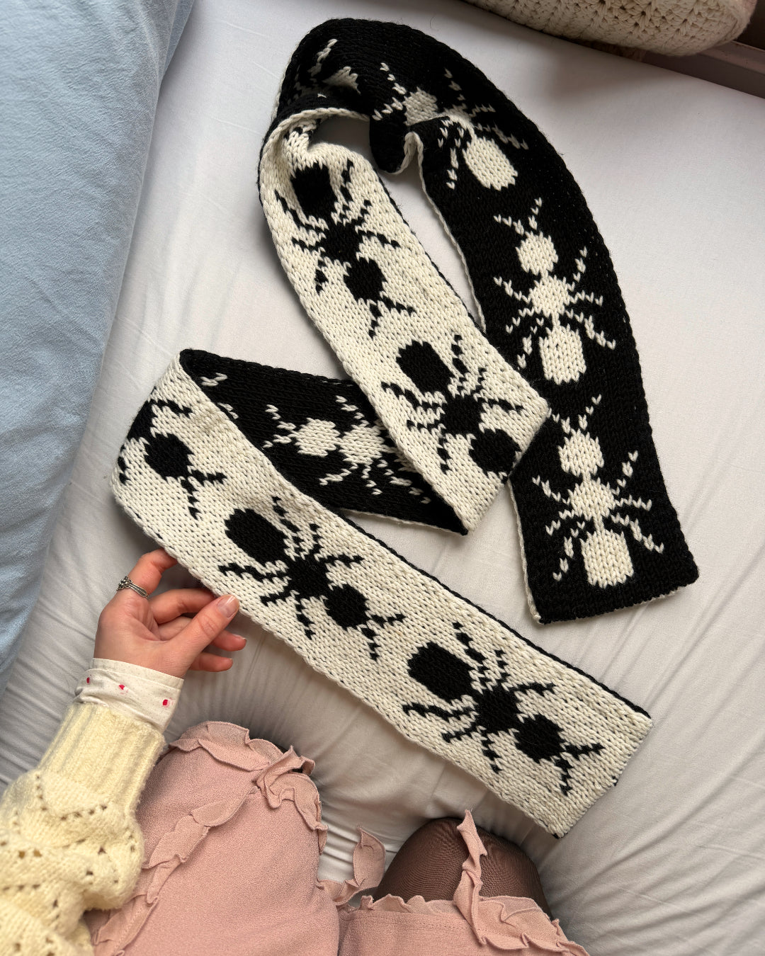 Scarf knitting pattern ✧ Ant