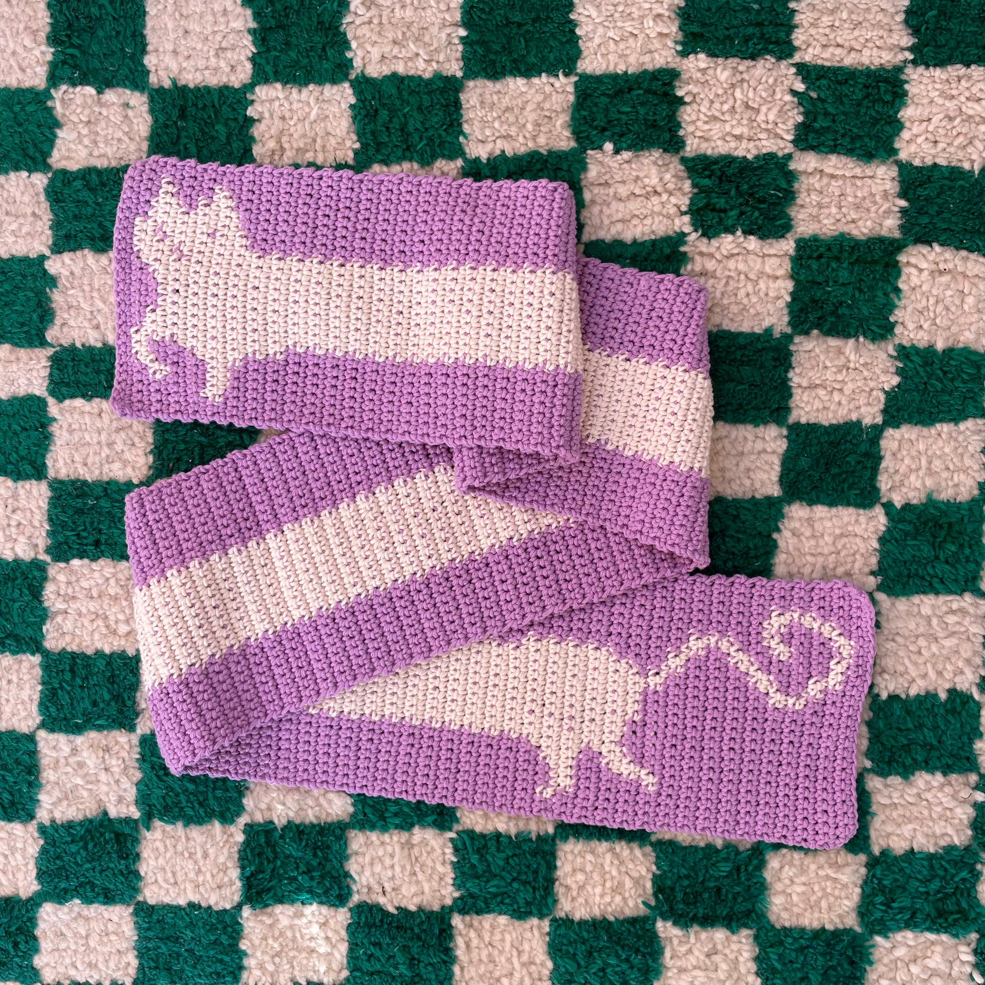 Crochet scarf pattern cat