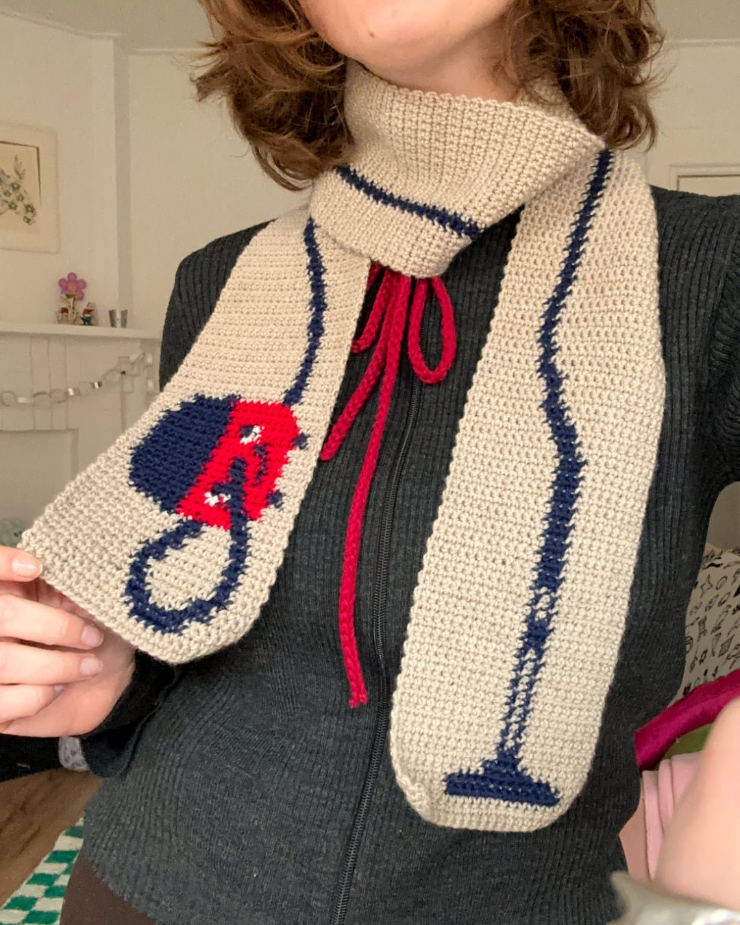 Crochet scarf pattern ✧ Henry Hoover - devout hand