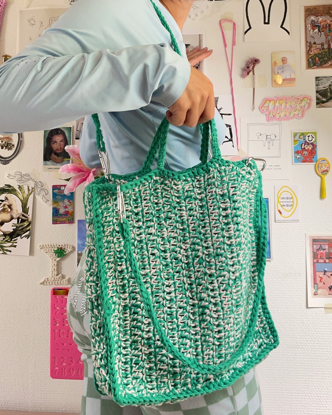 Crochet bag pattern ✧ Two - tone tote - devout hand