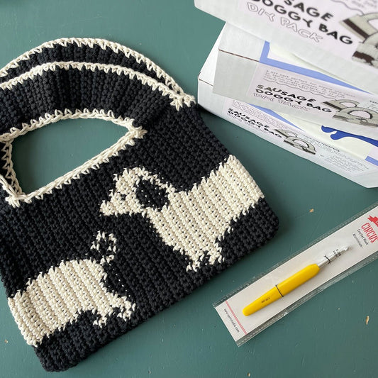 Beginner Crochet Project 🎀 Black Sausage Doggy Bag 🎀 by devout hand